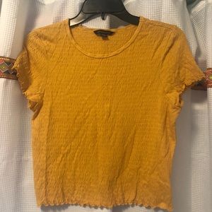 American eagle yellow cropped shirt size M